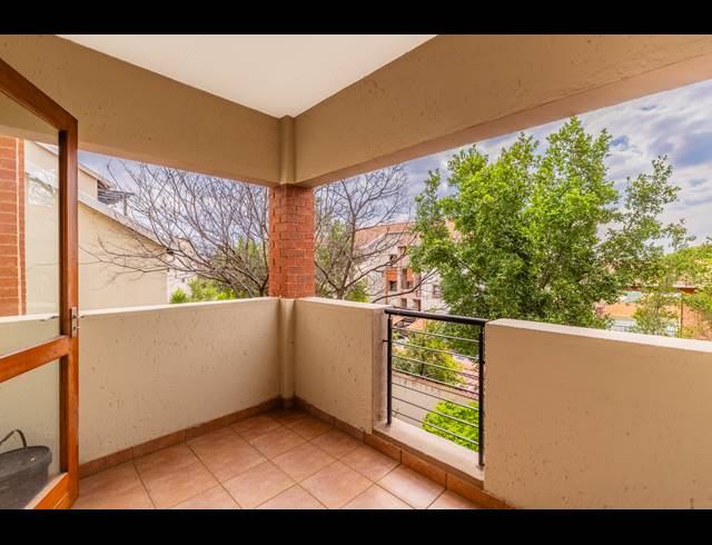 2 BEDROOM APARTMENT FOR SALE IN PAULSHOF